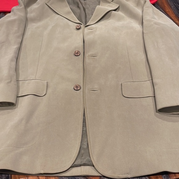 Tommy Bahama Island Soft Shell 100% Silk Gorgeous Sports Jacket. NWOT - Picture 3 of 9